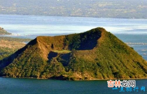 全球十大最活跃火山 美国黄石公园火山有可能喷发!