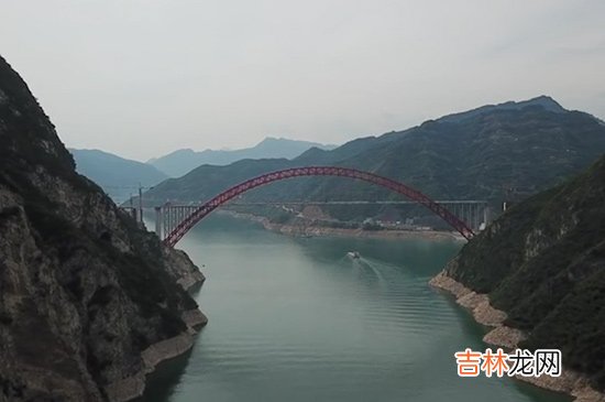 长江三峡指的是哪三峡