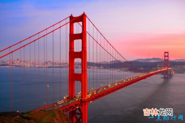 世界七大工程奇迹 混凝土量达1180万立方米