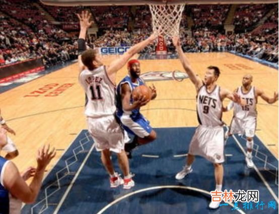 易建联NBA十大最高分比赛回顾 2010年篮网对阵活塞狂砍31分