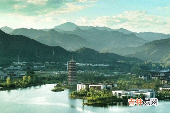 leslie象征着什么意义