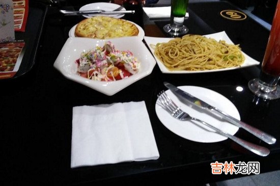 西餐餐布怎么用图解