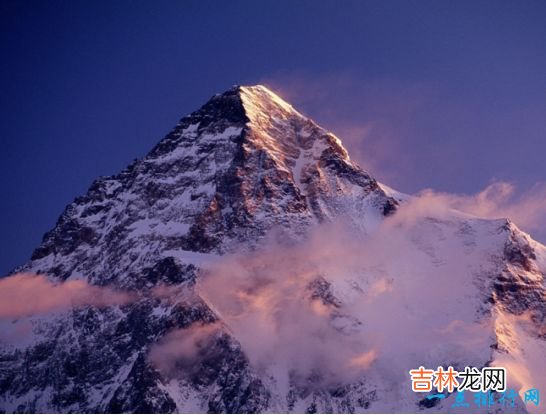 世界高峰排名前十 六座大山位于中国边境