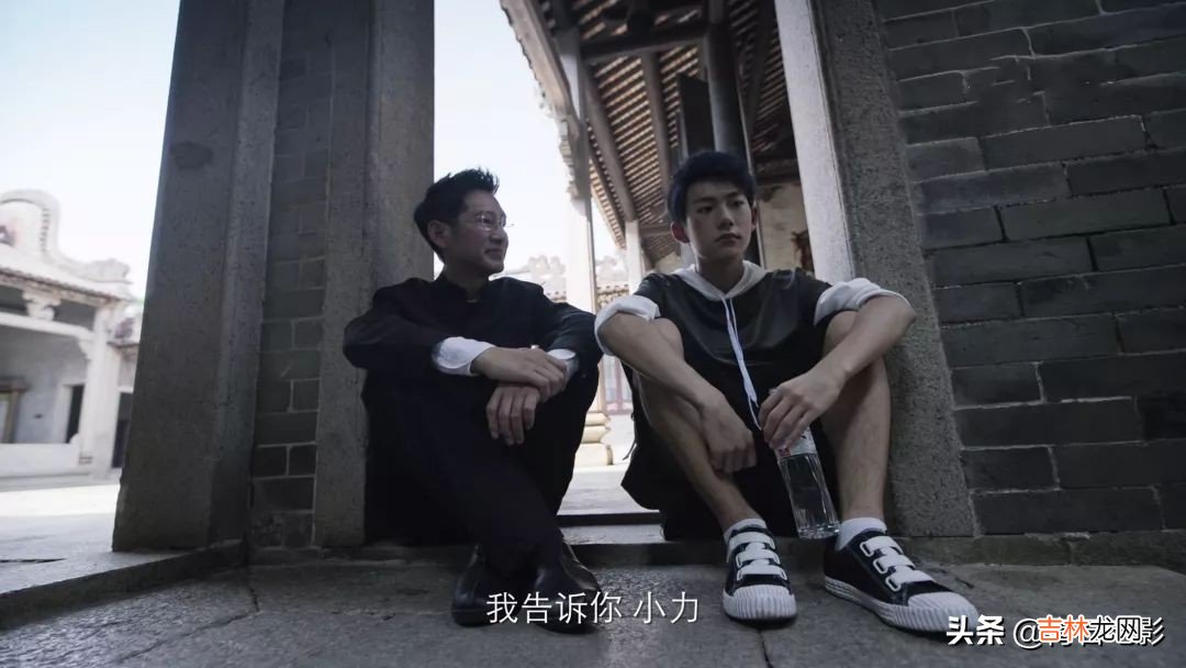 李白的诗有哪些二年级 李白的诗十步杀一行的下一句
