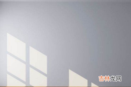 白墙上的脚印怎么去除