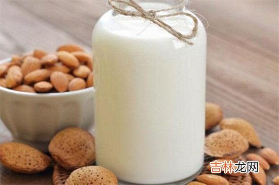 绿茶和牛奶能一起喝吗
