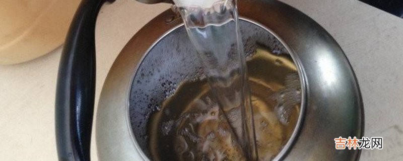 柴油弄到地上怎么洗掉