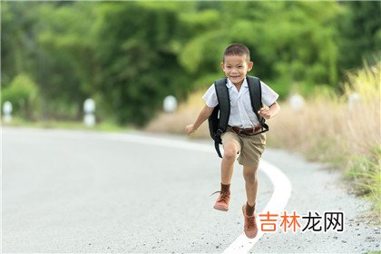 2021牛年农历五月十四出生的男孩起名宜用字