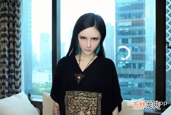 沉珂什么时候离的婚 沉珂怎么了