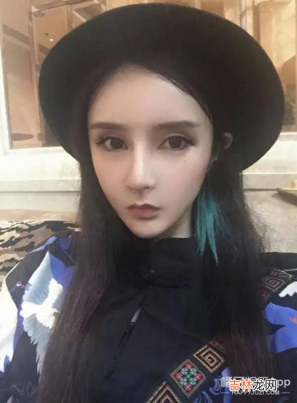 沉珂什么时候离的婚 沉珂怎么了