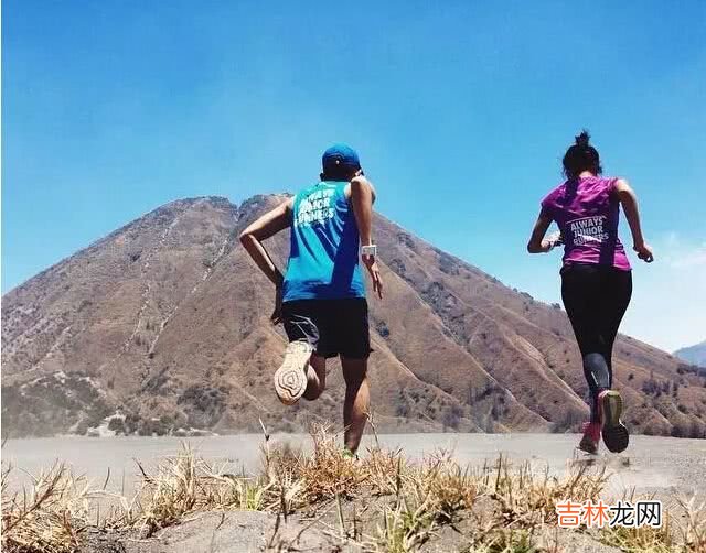 每天晚上跑步一小时能减肥吗?