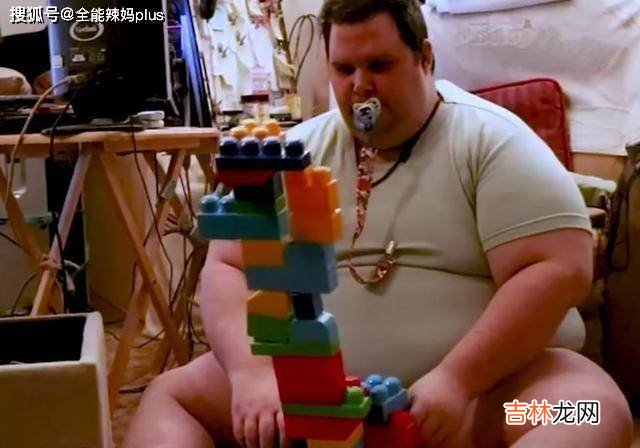 儿子因“粽子事件”吐槽妈妈，不料引网友众怒，家有“巨婴”有多可怕？