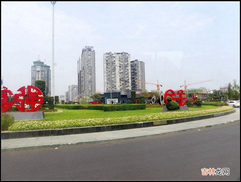 探索发现乐山大佛耳洞 探索发现乐山大佛全集