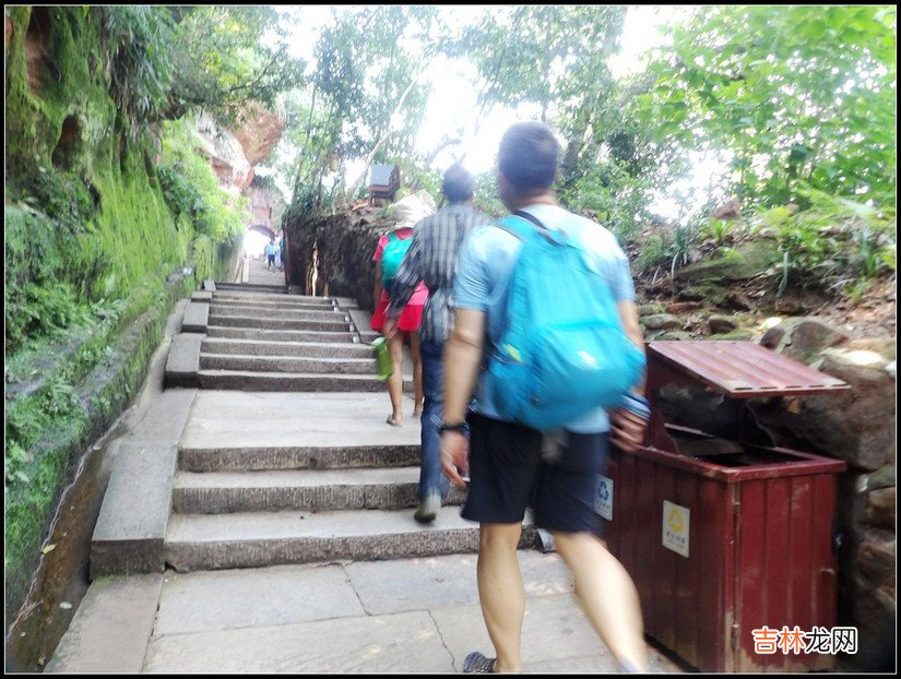 探索发现乐山大佛耳洞 探索发现乐山大佛全集