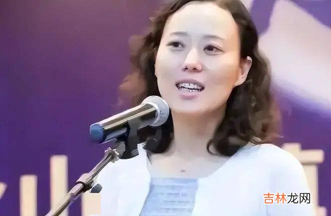 “80后”美女贪官，广交男友、生活腐化