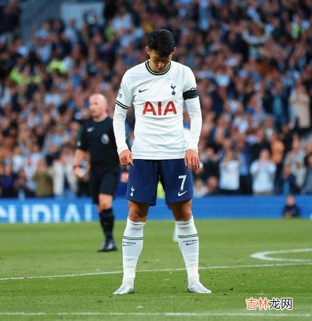 英超6-2！孔蒂露出了岳父般的笑容，孙兴慜没有笑，庆祝相当平静