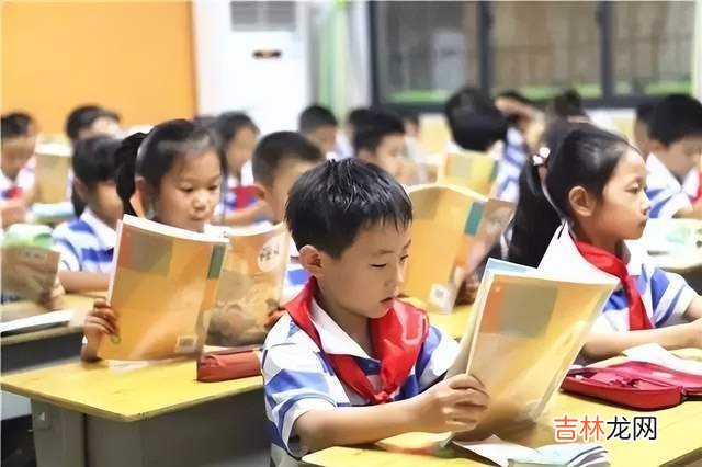 孩子上一年级，家长如何和老师沟通？这样沟通老师会更喜欢你家娃