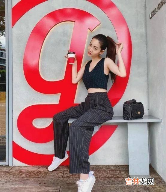 穿吊带背心的女人有多时尚？生人勿近的高级感太强了，好会穿