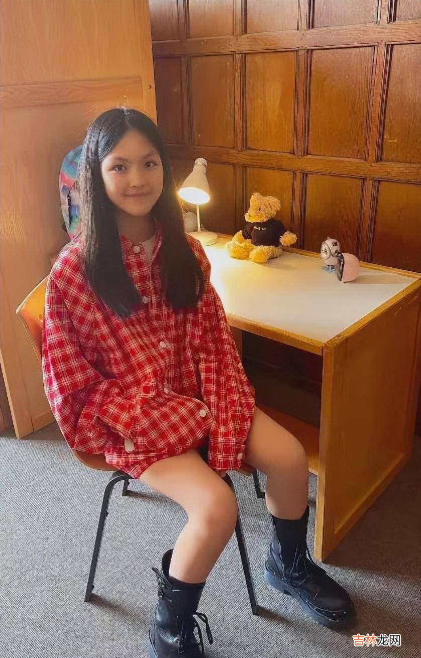 杜淳节目言论引争议：绝不允许女儿出国读书，疑似暗讽李湘母女