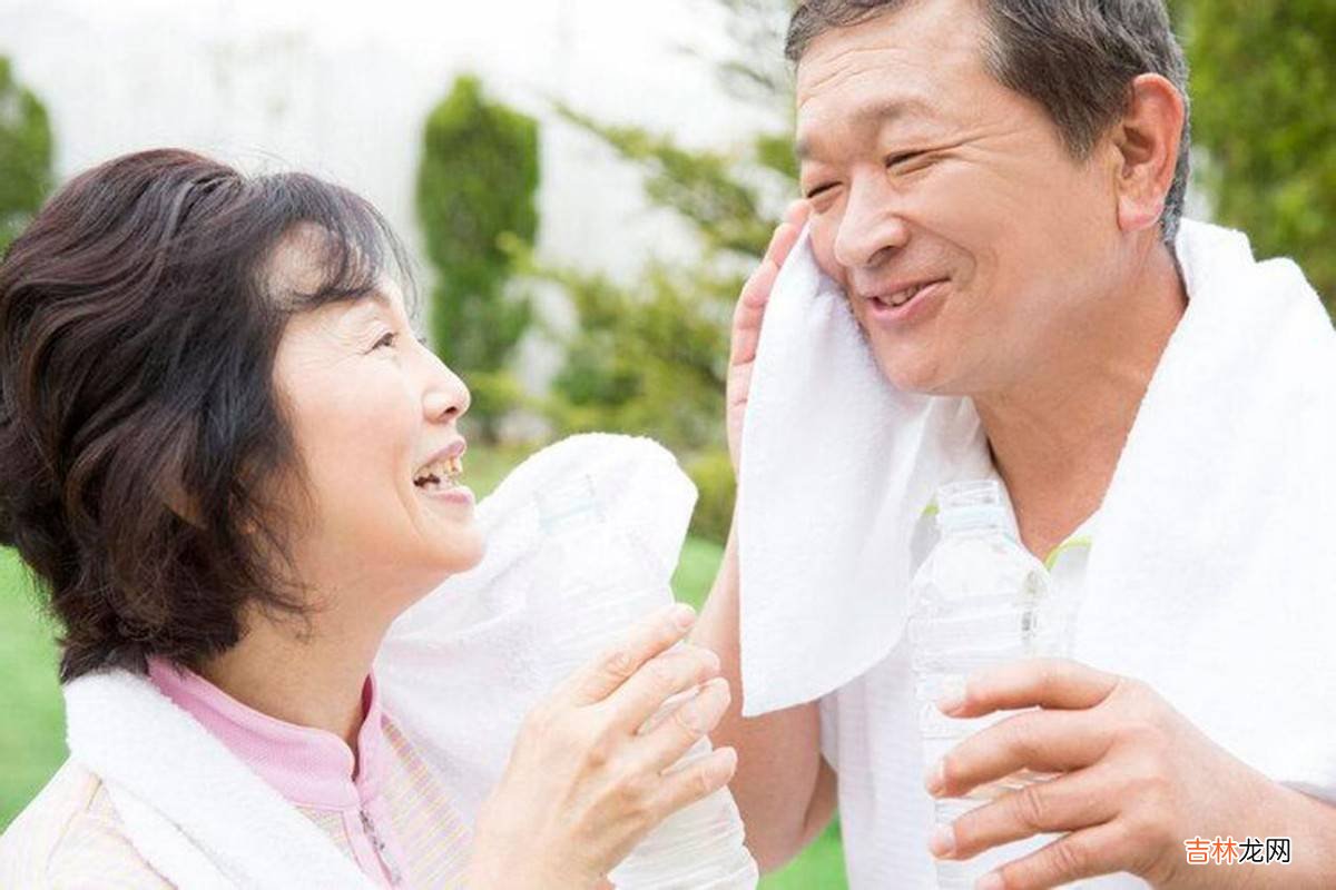 中年夫妻为何喜欢分房睡？60岁后还能有夫妻生活吗？答案揭晓！