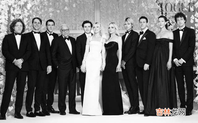 贝嫂和儿媳矛盾加剧,布鲁克林选择力挺妻子,用70个纹身秀恩爱