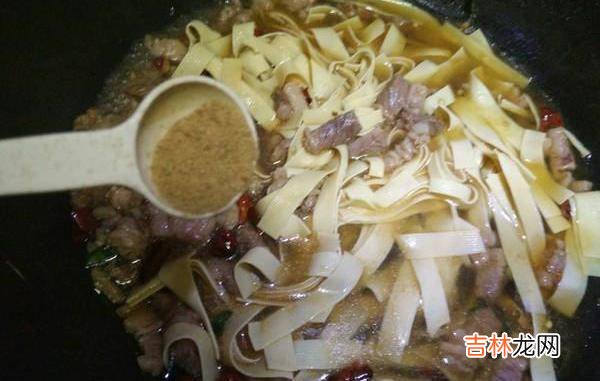 天然黄体酮被找到，女人常吃能养颜抗衰老，四十岁还是少女脸