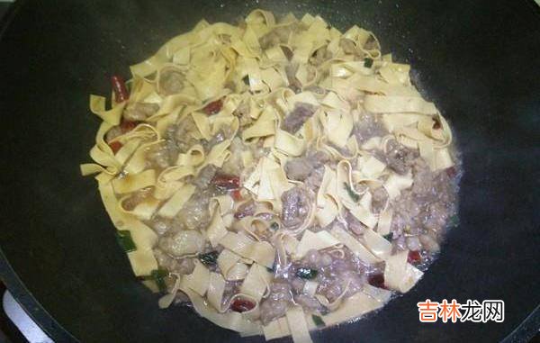天然黄体酮被找到，女人常吃能养颜抗衰老，四十岁还是少女脸