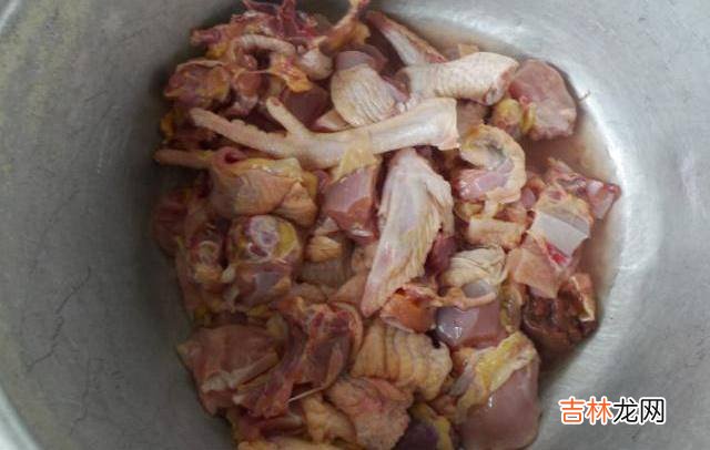 它是“天然的雌激素”，女人要多吃，滋润卵巢还调经，身体好！