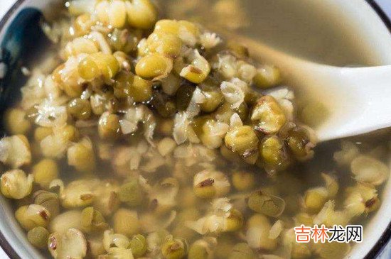 绿豆汤能和鸡蛋同吃吗