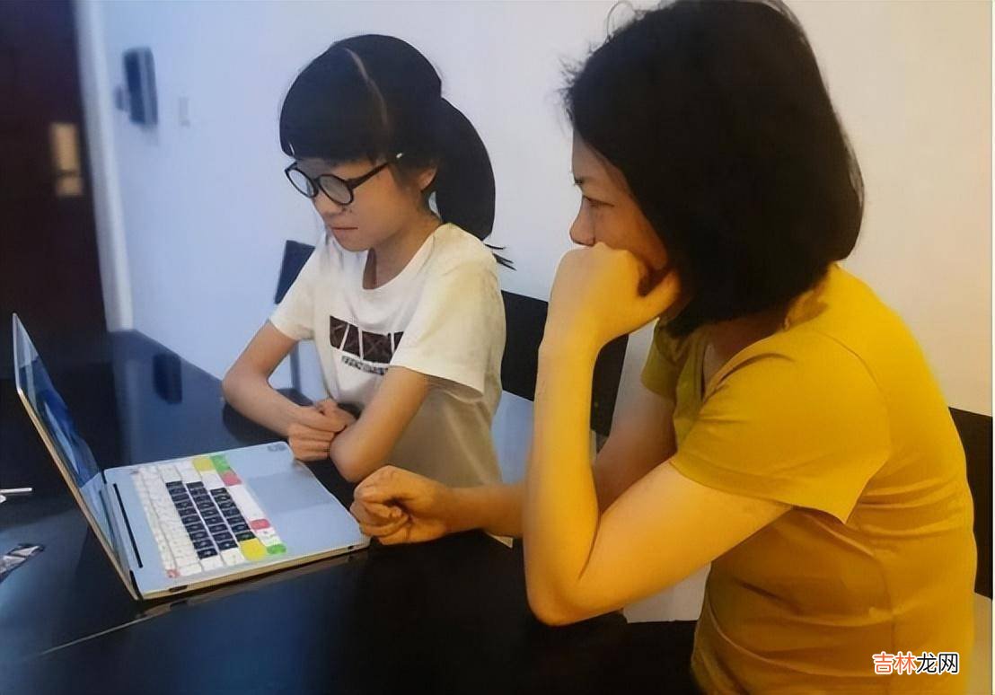 如何学会和孩子好好说话是门学问，沟通需要方法，可以试试这样做