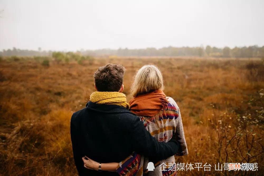 52岁妻子倾诉：结婚26年，丈夫从没跟我和孩子一起过个节
