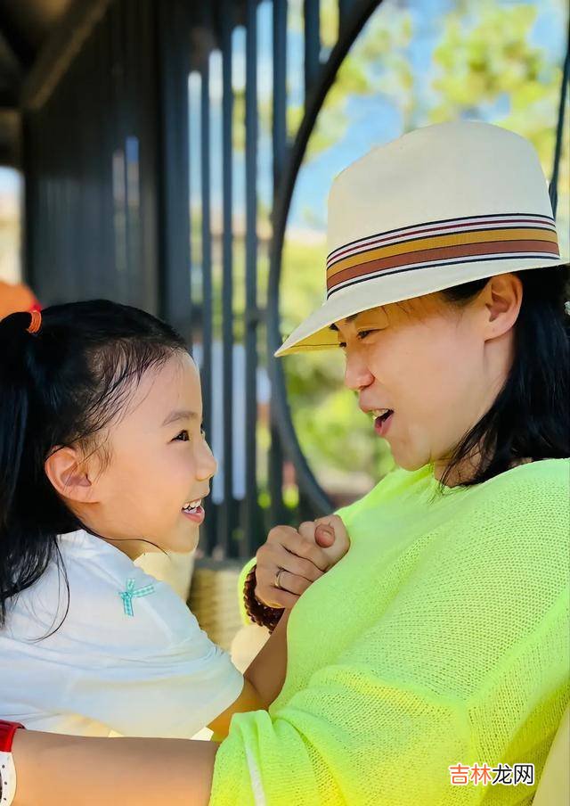 王楠夫妇太节俭了！儿子不准买名牌球鞋，每个月只给女儿150元零花钱