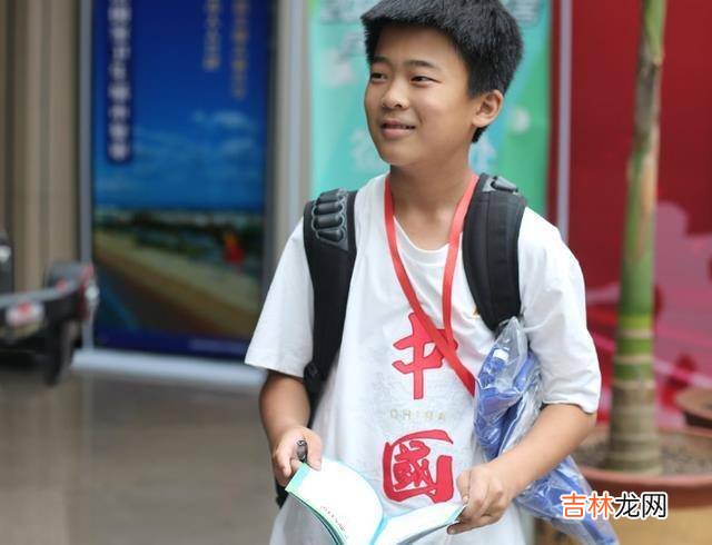 王楠夫妇太节俭了！儿子不准买名牌球鞋，每个月只给女儿150元零花钱