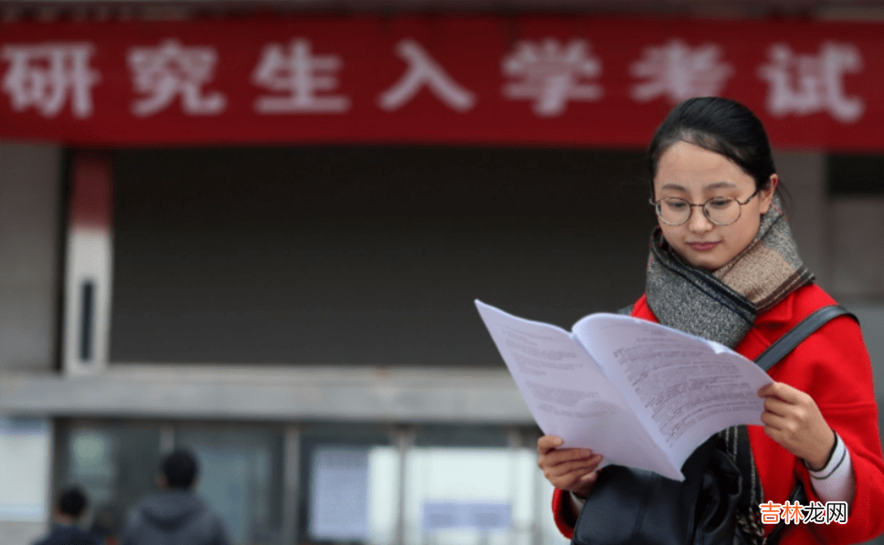 “小棉袄不能远走高飞”，女大学生考研被父母阻拦，理由有些传统