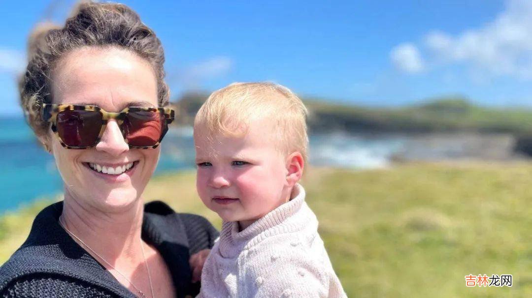 裸辞后，奥克兰夫妇带孩子搬到新西兰最南端，评论区炸锅了