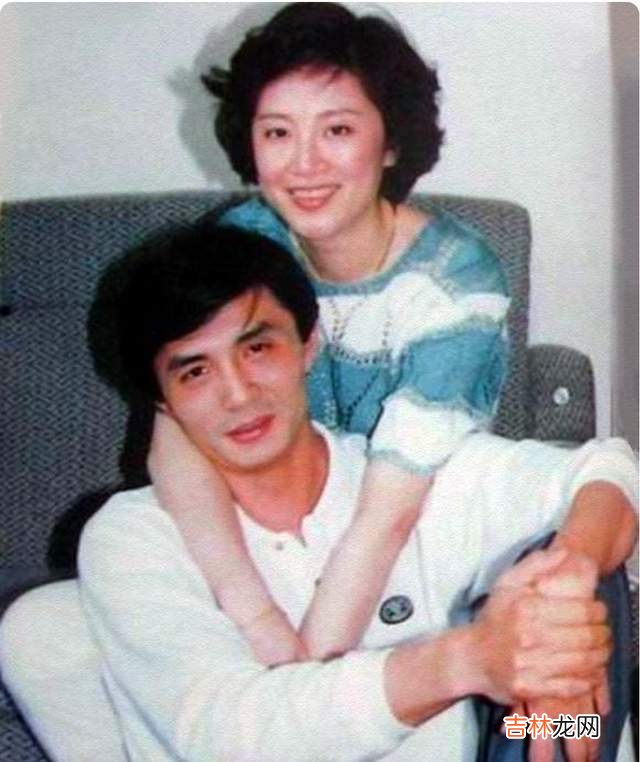 赢家!汪嘉伟曾是秦怡甥女婿,51岁2婚娶将军之女,下海20年亿万巨富