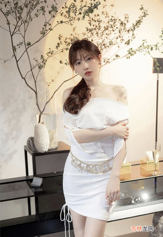20岁就结婚的他，如今45，所有人为他感到不值