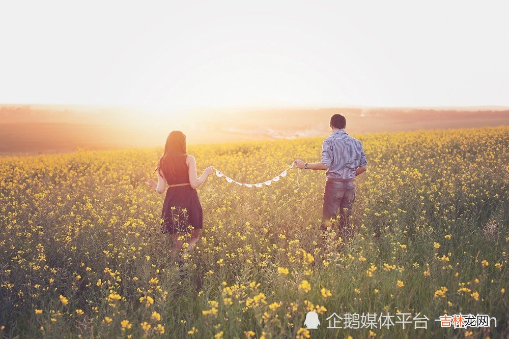 女生主动表白，真的很掉价吗？