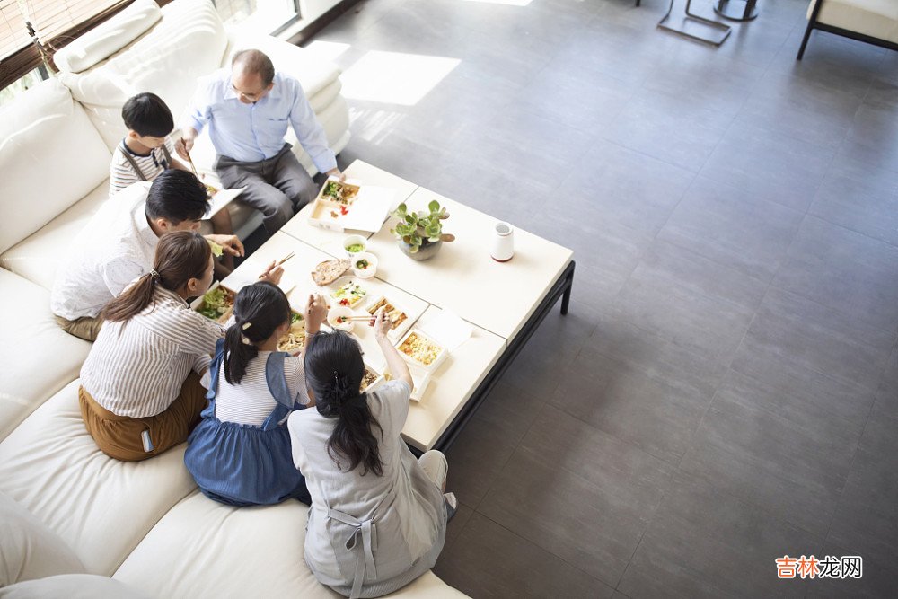 心理学：当你被另一半瞧不起，你必须拥有一种觉悟