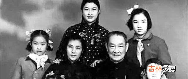 她17岁嫁54岁上将，49岁守寡，为其生下6女，晚年却说：我不后悔