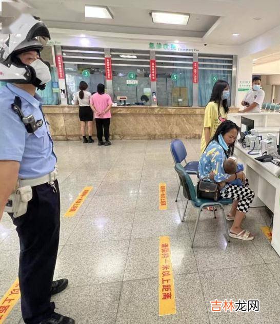 情况危急，交警开道！