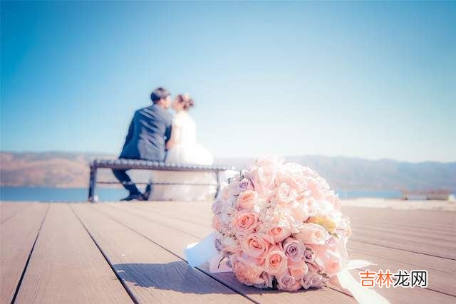 一段婚姻如果能够保持幸福的状态 婚姻的幸福纽带，是来自精神的共同成长