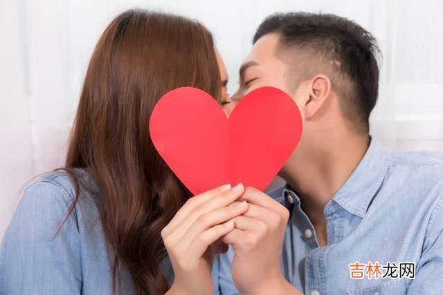 在我们情窦初开的年纪 只有保持了合适的距离，爱情才会走得长久