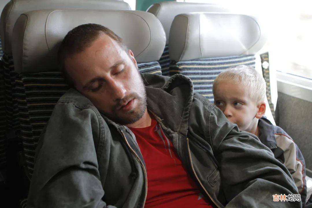 《锈与骨》:小众法式文艺片,不煽情却感动满满!