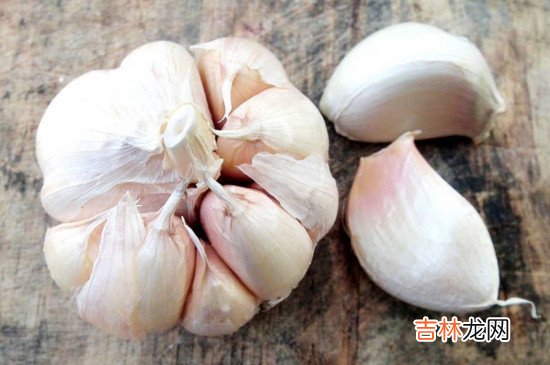 怎样快速剥掉大蒜皮