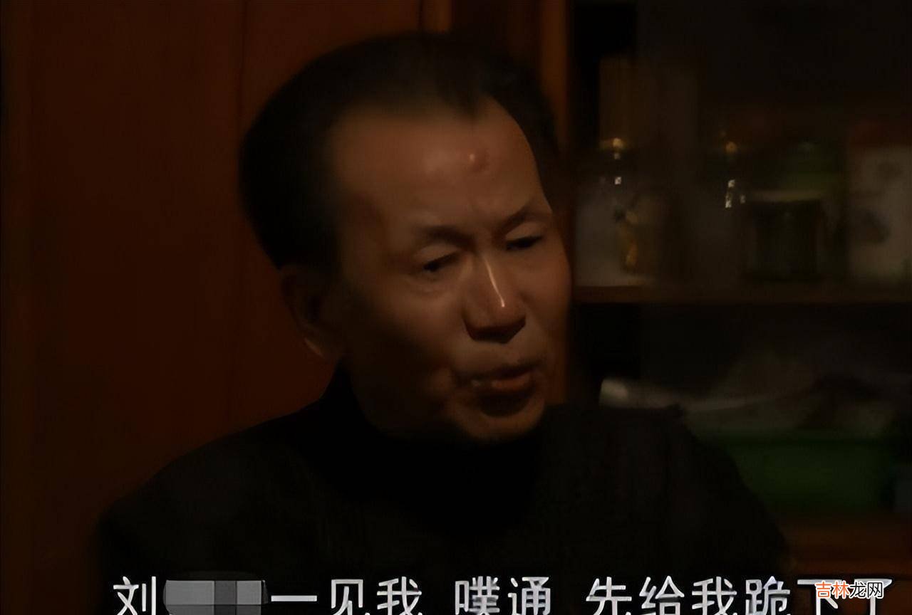 86年男干部因强奸女演员入狱,出狱后当事人下跪致歉:是我诬陷你