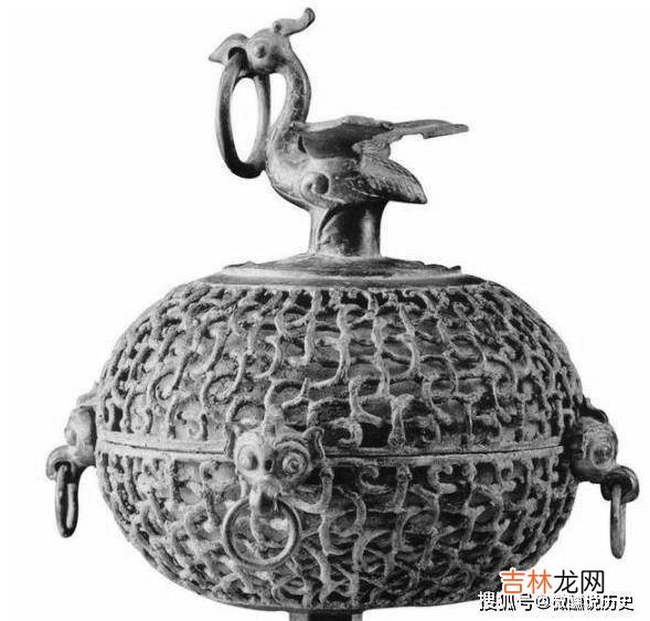 12岁孩子曾捡到两枚“手榴弹”,专家:原为一体,价值至少7800万