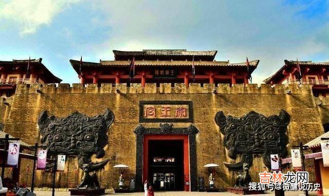 12岁孩子曾捡到两枚“手榴弹”,专家:原为一体,价值至少7800万