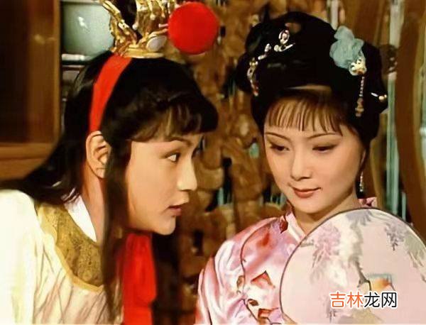 林黛玉夜访宝玉被拒，全怪晴雯吗？薛宝钗是否也有责任？