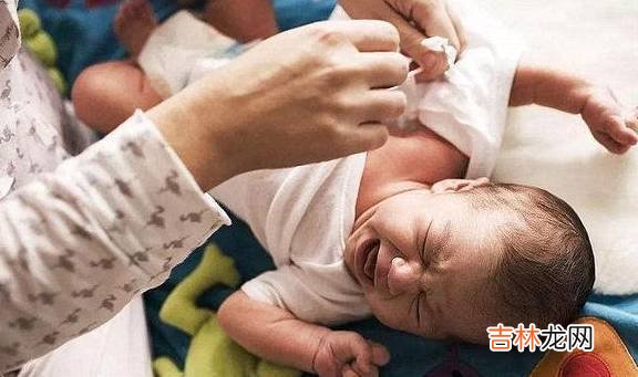 被孩子用“哭闹”威胁了？不用发愁，教你4招轻松解决问题